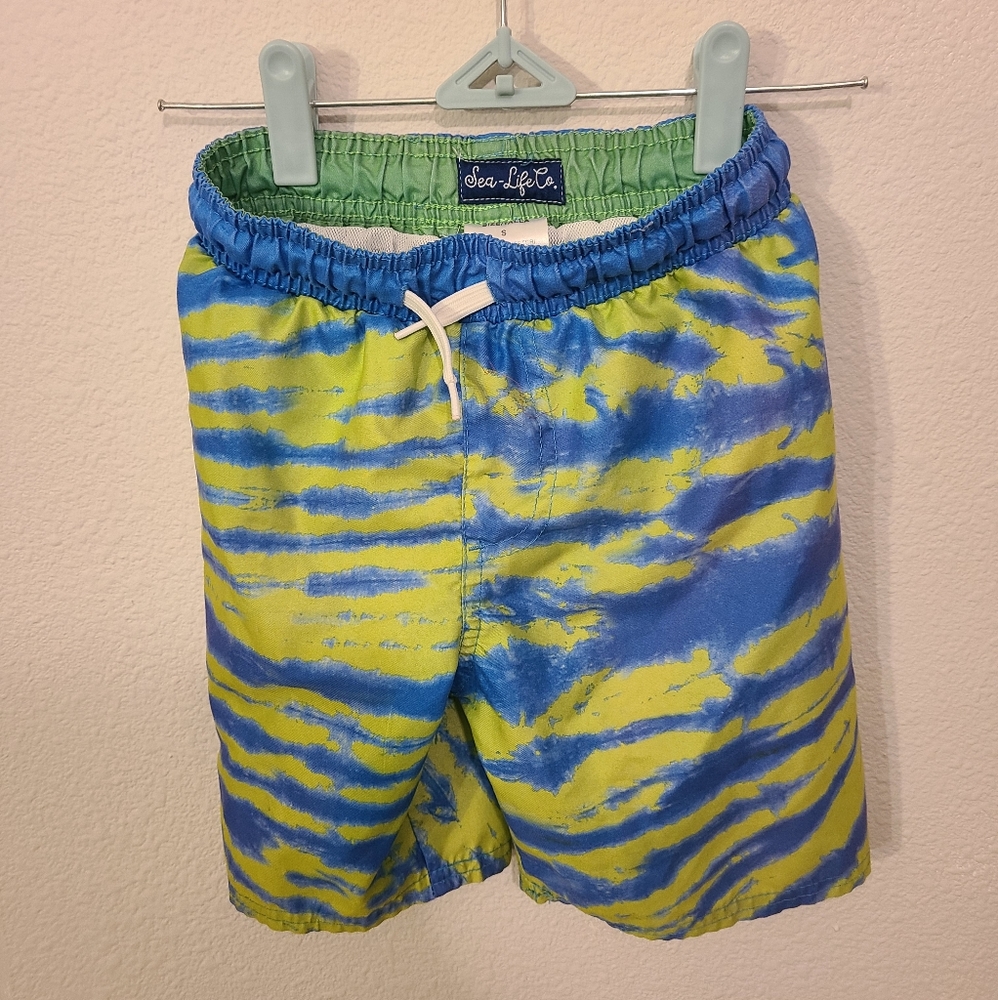 Boys trunks
